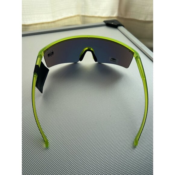 Kreedom Polycarbonate Wraparound Sports Sunglasses Neon Green Outdoor Active NEW - Picture 3 of 6
